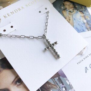 New Kendra Scott Jada Cross Short Necklace Silver